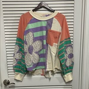 Oli & Hali Patchwork Daisy Pullover Boho Top 💜